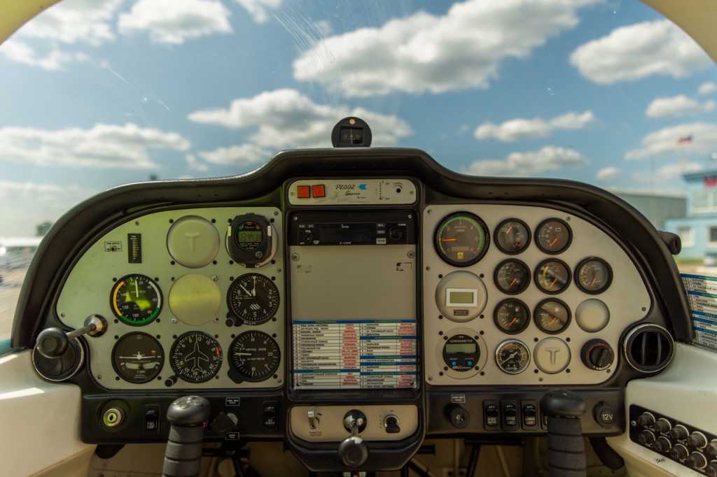 TECNAM P2002