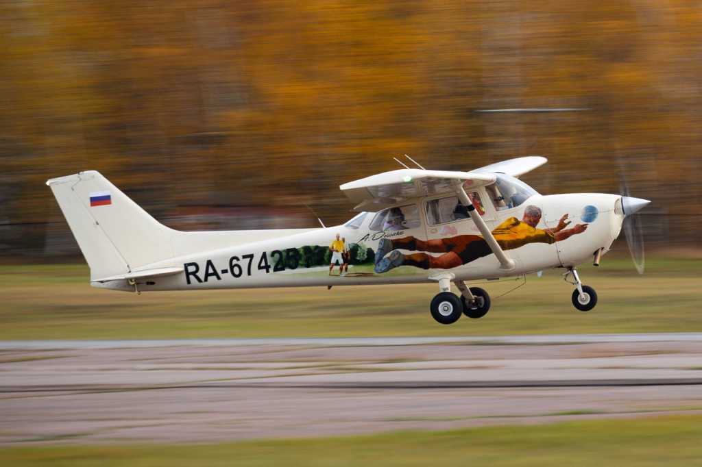 CESSNA 172